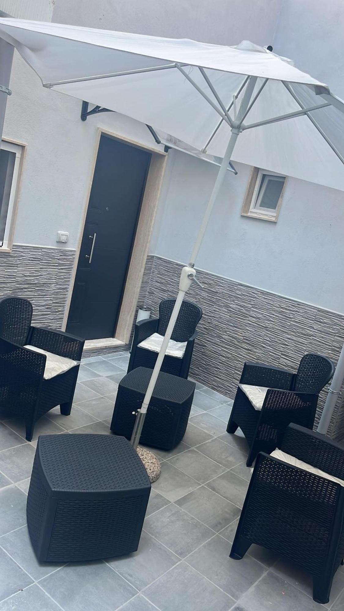La Dimora Di Angelo 2 Hotel Bari Exterior foto